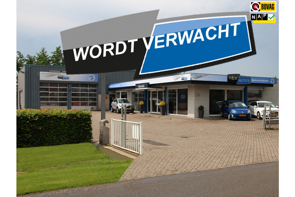 Volkswagen Golf 1.2 TSI Trendline cruise carplay navigatie 17 inch 51794510-0.jpg | Venwautos.nl