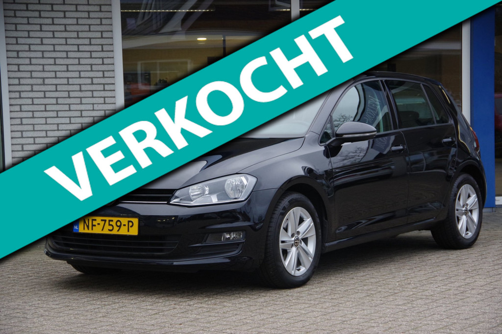 Volkswagen Golf 1.2 TSI Carplay Cruise-control Navigatie Lage km.stand 51794510-0.jpg | Venwautos.nl
