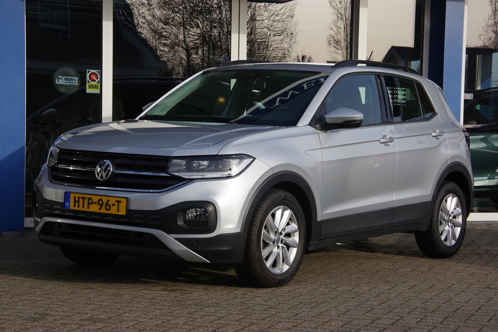 Volkswagen T-Cross 1.0 TSI Life Camera Stoelverwarming Trekhaak Carplay 51820545-0.jpg | Venwautos.nl