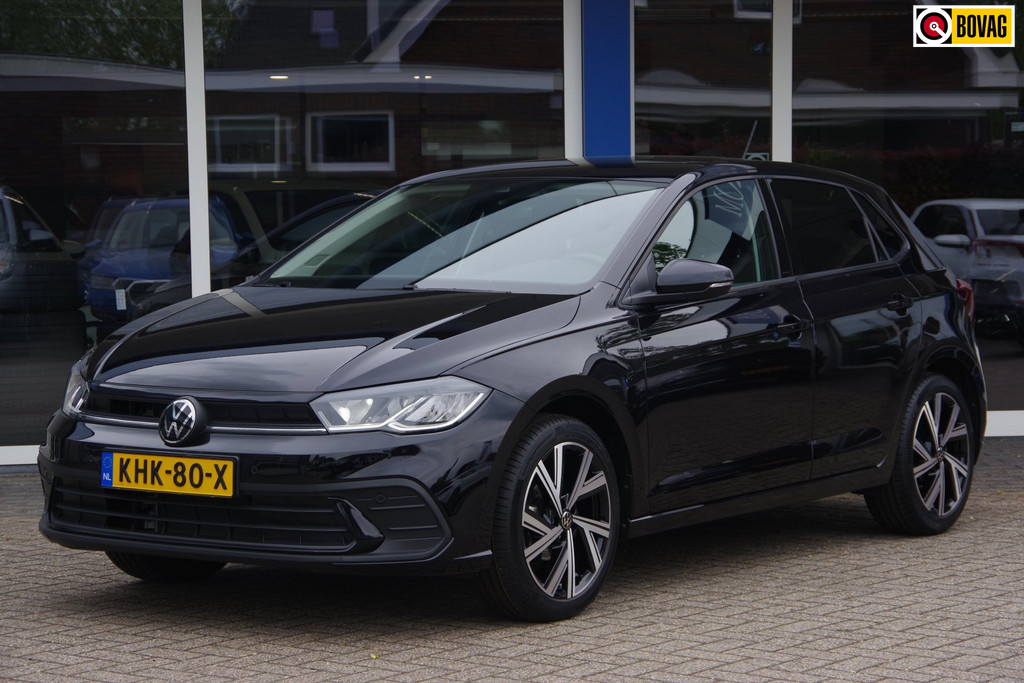 Volkswagen Polo 1.0 TSI Life App-connect Stoelverwarming Navigatie LED 53304696-0.jpg | Venwautos.nl