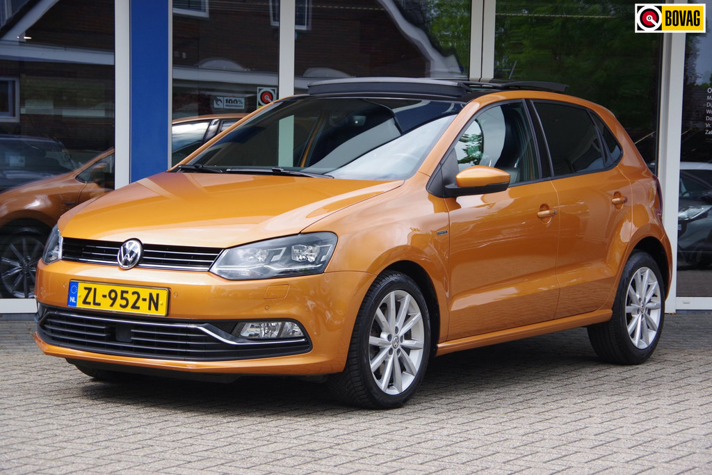 Volkswagen Polo 1.2 TSI Highline DSG Camera Panorama Stoelverwarming 53520523-0.jpg | Venwautos.nl