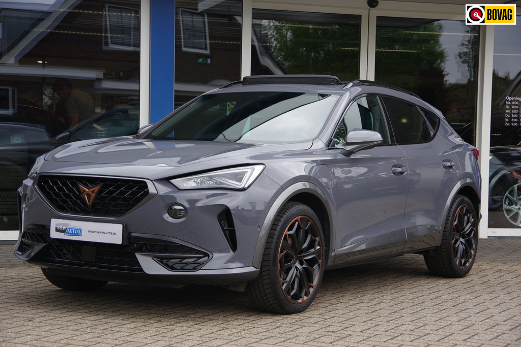 CUPRA Formentor 1.4 e-Hybrid SOH 97% Panoramadak Trekhaak Achteruitrijcamera Carplay 53698939-0.jpg | Venwautos.nl