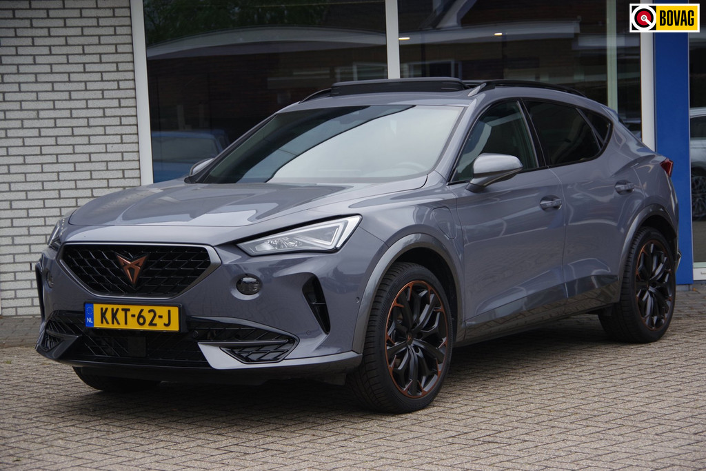 CUPRA Formentor 1.4 e-Hybrid SOH 97% Panoramadak Trekhaak Achteruitrijcamera Carplay 53698939-0.jpg | Venwautos.nl