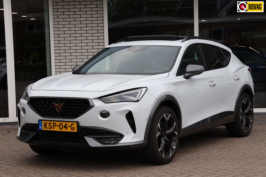 CUPRA Formentor 1.4 e-Hybrid SOH 99% VZ Panoramadak 360° Camera Volleer Memory-stoel 55762666-0.jpg | Venwautos.nl