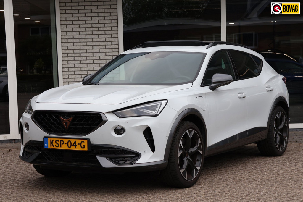CUPRA Formentor 1.4 e-Hybrid SOH 99% VZ Panoramadak 360° Camera Volleer Memory-stoel 55762666-0.jpg | Venwautos.nl