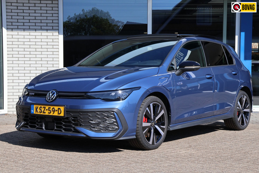 Volkswagen Golf 1.5 eHybrid GTE SOH 98% 360 camera Trekhaak 55909140-0.jpg | Venwautos.nl
