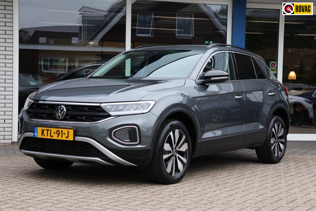 Volkswagen T-Roc 1.0 TSI Edition Stoelverwarming Lane-assist 56439917-0.jpg | Venwautos.nl