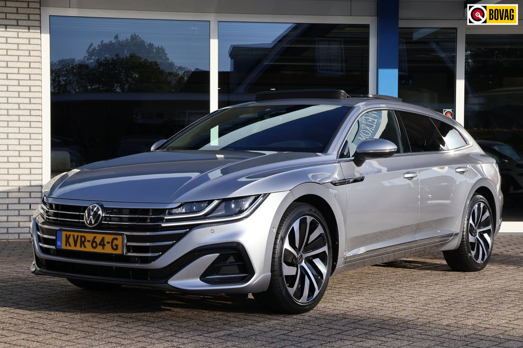Volkswagen Arteon Shooting Brake 1.4 TSI eHybrid R-Line Business+ SOH 94% schuif-kanteldak wegklapbare trekhaak 56541405-0.jpg | Venwautos.nl