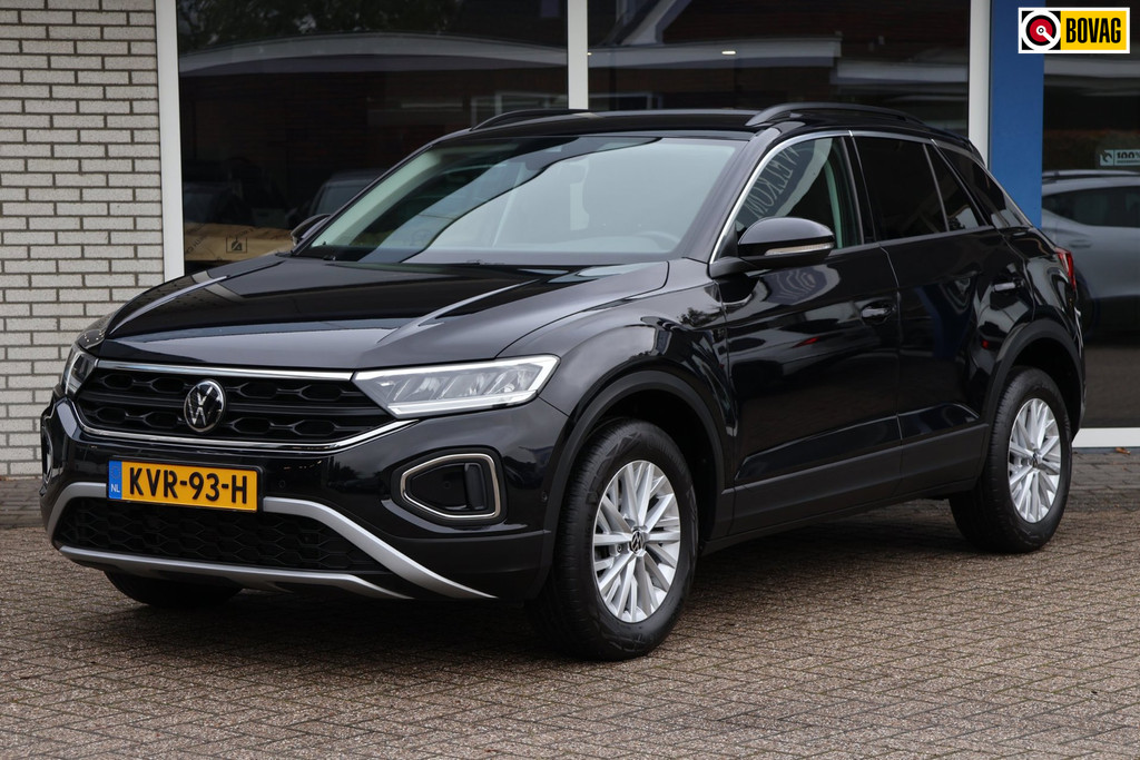 Volkswagen T-Roc 1.0 TSI Life Achteruitrijcamera Stoel-/stuurverwarming App-connect Navigatie 57047038-0.jpg | Venwautos.nl
